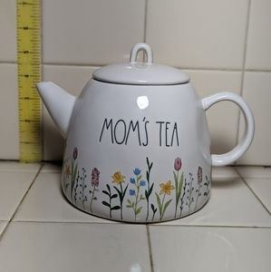 Rae Dunn "MOM'S TEA" Teapot
